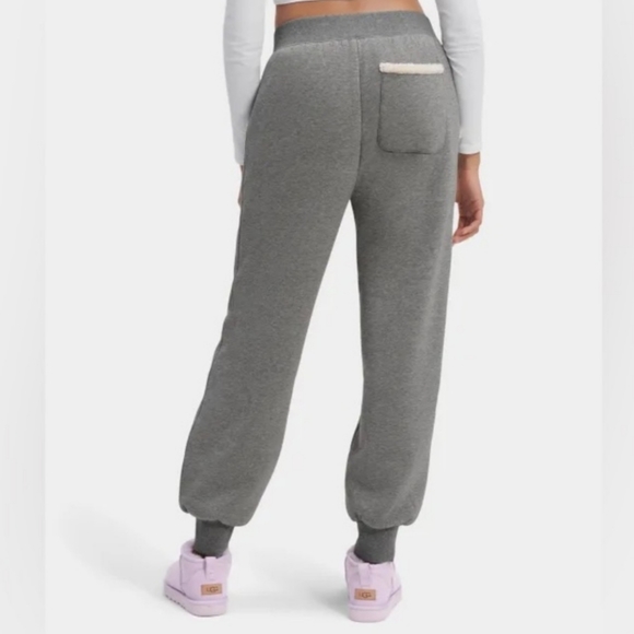 UGG Daylin Bonded Fleece Unisex Sweatpants with Logo Sz Small *NWT* MSRP $148 - Picture 3 of 13